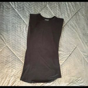 Bought from Nordstrom. Brand is laundry.